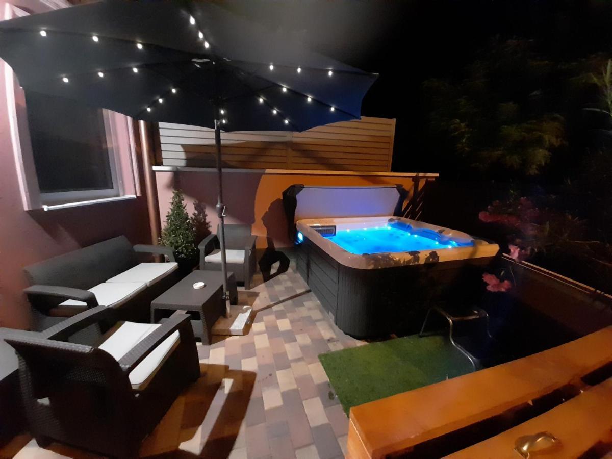 Dream Lux Apartman Hajdúszoboszló المظهر الخارجي الصورة
